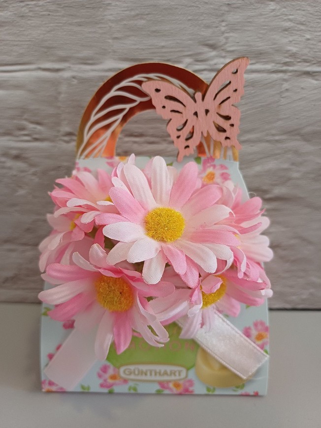 Fehércsokoládé praliné nugátkrémes töltelékkel